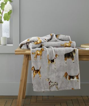 Catherine Lansfield Country Dogs Soft Touch 55x55cm Cushion Natural 55602