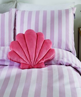 Sassy B Shell-Fie Shaped Cushion Pink