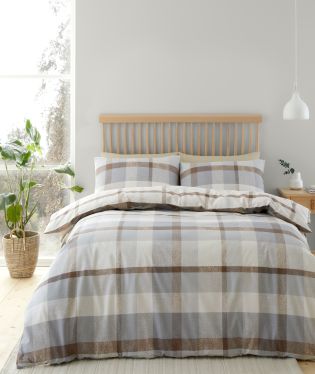 Catherine Lansfield Brushed Cotton Check Reversible Single Duvet Cover Set with Pillowcase Natural 57737
