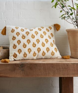 Pineapple Elephant Raya Tassel Cotton 40x60cm Cushion Yellow